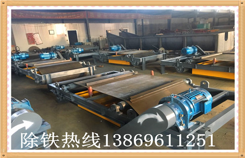 永磁自卸式香蕉视频导航皮帶跑偏原因解析 永磁自卸式香蕉视频导航皮帶跑偏原因解析