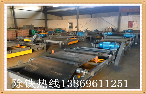 永磁自卸式香蕉视频导航皮帶跑偏原因解析 永磁自卸式香蕉视频导航皮帶跑偏原因解析